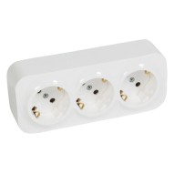 Base shuko triple superficie 16A blanco IP21 forix Legrand