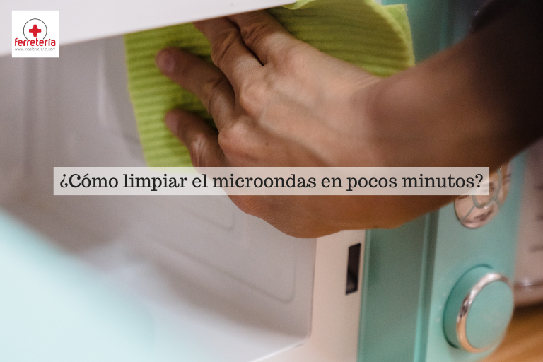 Limpiar el microondas por dentro con bicarbonato y vinagre
