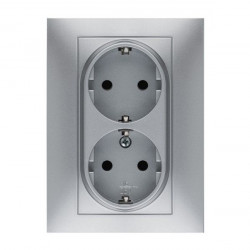 Base Enchufe Elec 16a-250v Doble Schuko Tt Empotrar Abs Alum